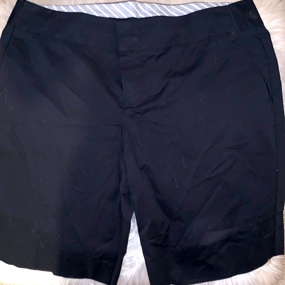 GAP (10) Navy Blue, Khaki Bermuda shorts
